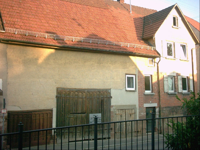 Ein ganzes Haus in 71364 Winnenden für 175000E zu verk. - Immobilien - Winnenden
