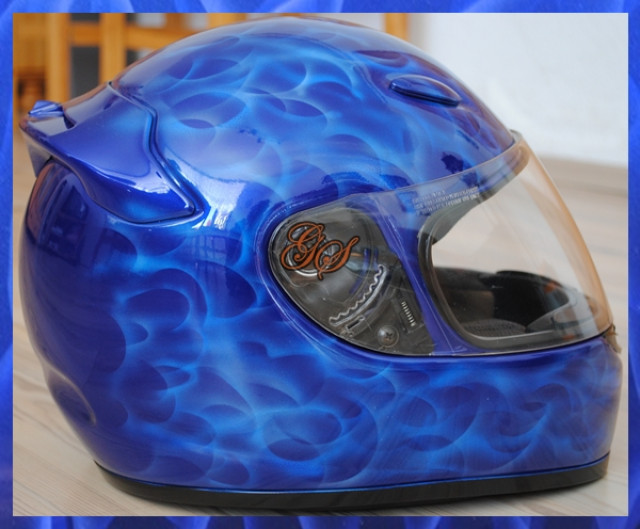 Airbrush! Helm-Design - Blue Flame! - Motorrad Sonstiges - Hennstedt
