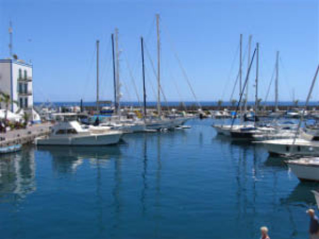 Ferienhausvermietung auf den Kanaren - Appartments Bar Marina auf Gran Canaria - Urlaub Reise - La Listada - Teneriffa