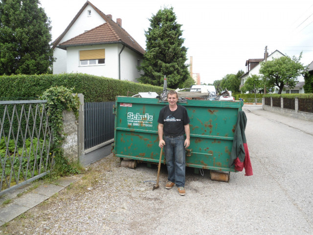 Günstige prof. Münchner Entrümpelungsfirma Haushaltsauflösungen besenrein Wohnun - Dienstleistungen Business Gewerbe - München