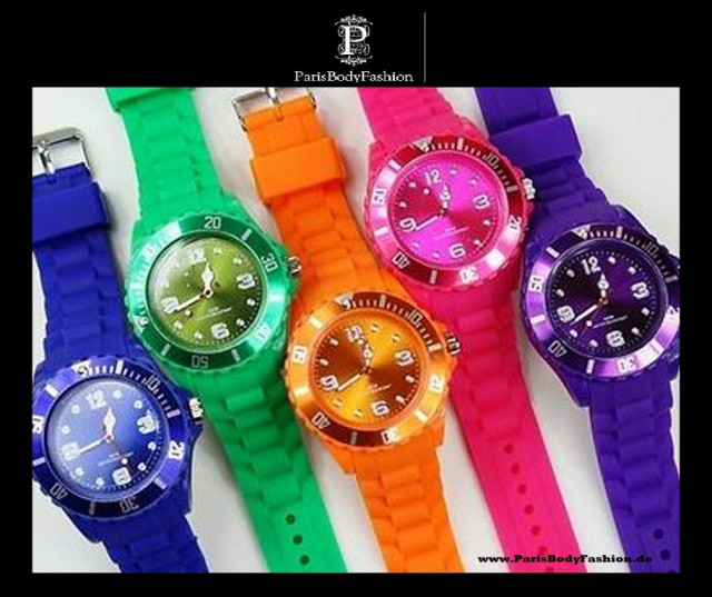 NEU!! Nur 7,77 EURO  Trend Silikon Watch Uhr Armbanduhr Damenuhr Herrenuhr Unise - Kleidung Schmuck Accessoires - Gernsbach