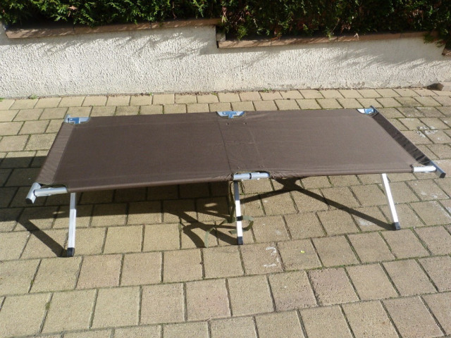 ALUMINIUM BED PICOT - Moebel Haushalt -  Altishofen