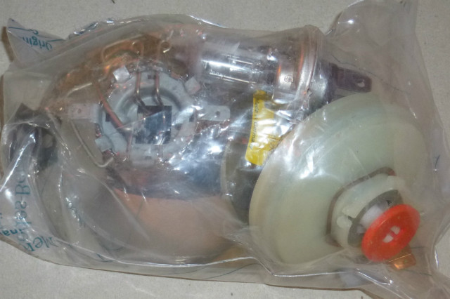 Reflektor + Zubehör für Mercedes-Benz Scheinwerfer A 0018267978  - Auto Teile - Einbeck