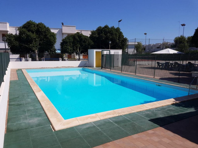 Schönes Ferienhaus mit Pool, Marina di Ostuni, Apulien, Süditalien - Vermietungen - Villanova