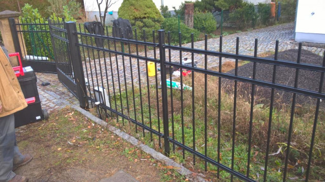 Zaun aus Polen, Gelander, Toranlage, MEtallzaune - Handwerk Hausbau Garten - Hannover