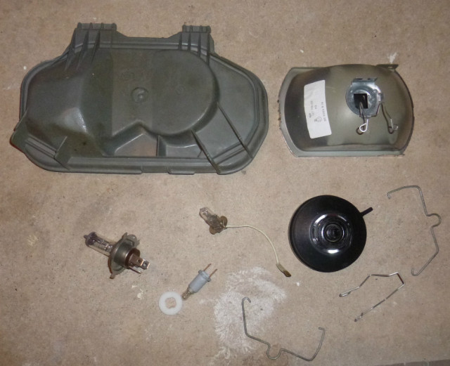 Reflektor + Zubehör für Mercedes-Benz Scheinwerfer A 2018208061  - Auto Teile - Einbeck