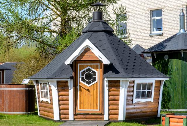 Gartenhaus Grillkota KOTA Grillhütte Fichte 9.2m² KONISCH mit Grillanlage - Handwerk Hausbau Garten - Rietberg