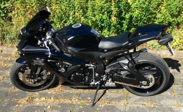 Suzuki GSX-R 750 K8 *Winterschnapper* - Motorraeder und Teile nach Marken - Feusdorf 