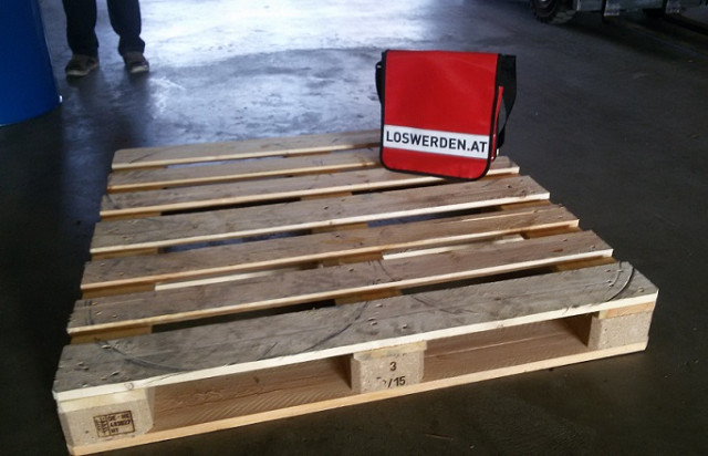 Gebrauchte Paletten 120x120cm bei Ingolstadt - Buero Geschaeft - Ingolstadt