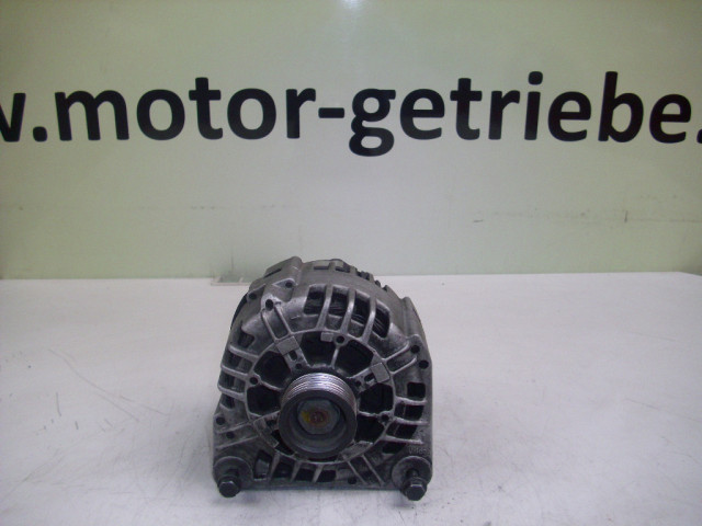 Renault Megane 2,2/ 2,5l 66/85 kW Bj.: 2000-03 Lichtmaschine - Auto Teile - Berlin