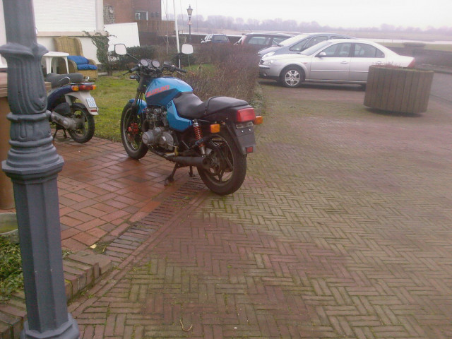 Suzuki GS 550 M Katana - Motorraeder und Teile nach Marken - Kalkar