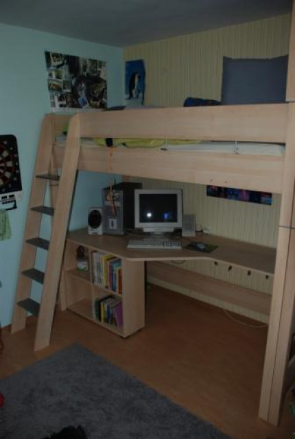Hochbett mit Schreibtisch und Regal  - Moebel Haushalt - Fürth