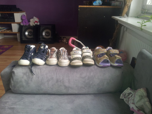 4 paar kinderschuhe von 23/24 - Baby und Kind - porta westfalica