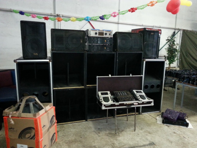 Komplette Disco-Bar o. Club Einrichtung - Buero Geschaeft - Tangermünde