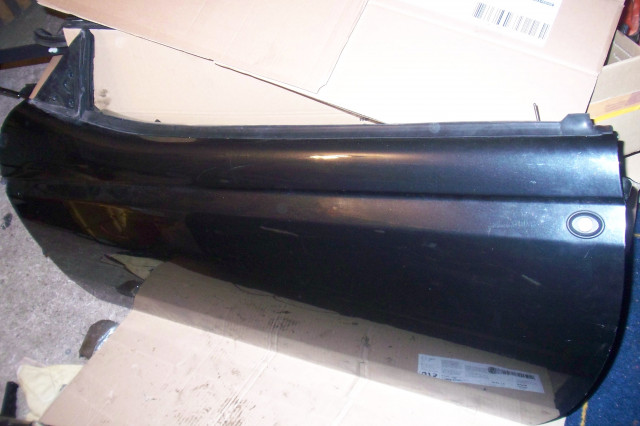   Alfa Romeo Fahrertüre schwarz 916 - Auto Teile - Unterhaching