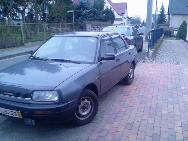Daihatsu Applause - Auto Specials - Frankfurt/Oder