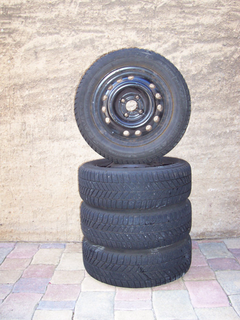 Verkaufe 4 Winterkompletträder M+S 185/60 R 14 82T, 5 1/2 Jx14H - Autos nach Marken - Heyerode