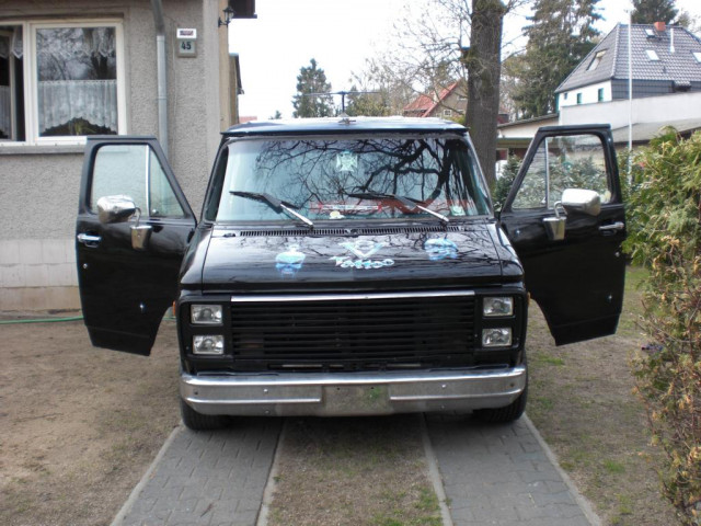 Chevi G10 Gepimt mit viel Airbrush - Auto Specials - falkensee