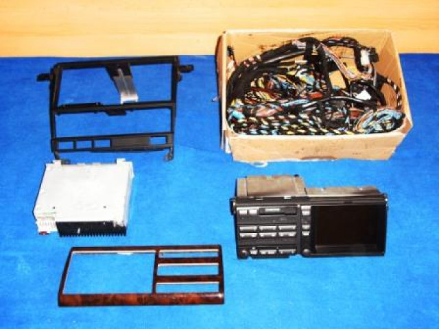 BMW E38 bordmonitor, radiomodul, blende ,einbaurahmen, kabelbaum - Auto Teile - monheim am rhein