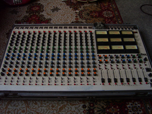 Mischpult Mitec Monitor 1608 - Musik - Leipzig