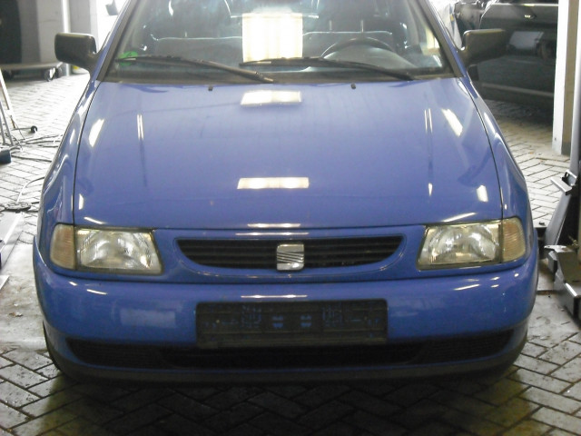 Teilespender: Seat Ibiza SE BJ 1999 - 1,0 Liter 37KW/50PS - Auto Teile - Vollbüttel