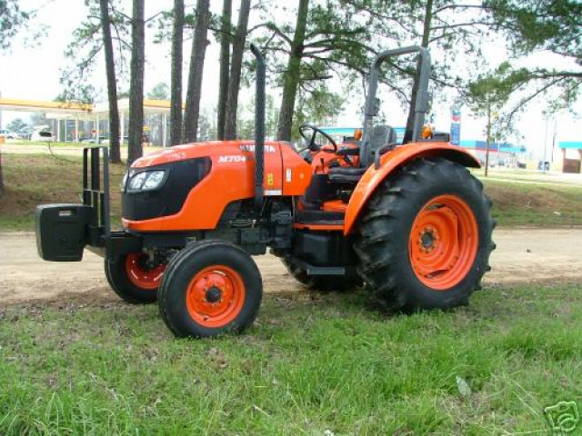 KUBOTA M7040 TRACTOR  - Nutzfahrzeuge -      13599 Berlin - Spandau 
