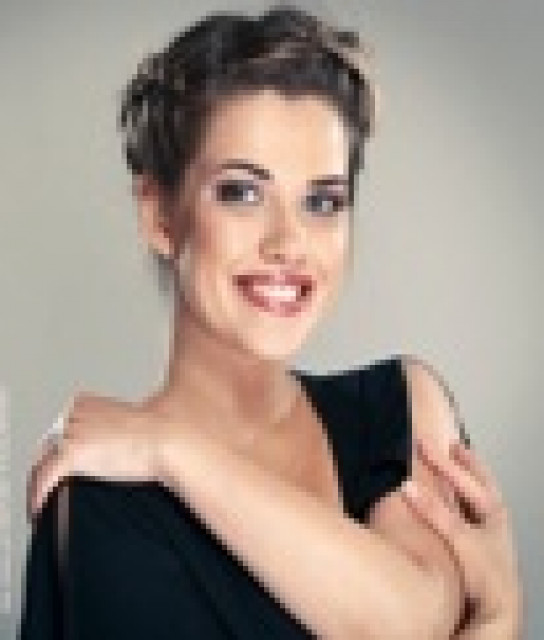 Beraterin Jasmina bei Viverias - 10 minütiges Gratisgespräch für Neukunden - Dienstleistungen Business Gewerbe - Langenfeld