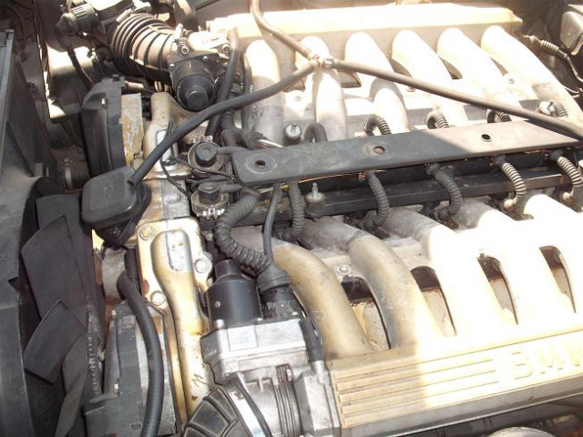 Motor  BMW E32 750i  5L V12  Bj 1991  220tkm Preis: 650,00 VB - Auto Teile - Oberkotzau