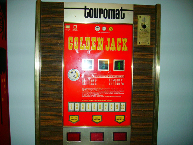 SCHÖNER ALTER SPIELAUTOMAT DER 60ger JAHRE GOLDEN JACK VON TOUROMAT ZU VERKAUFEN - Hobby Spiele - mönchengladbach