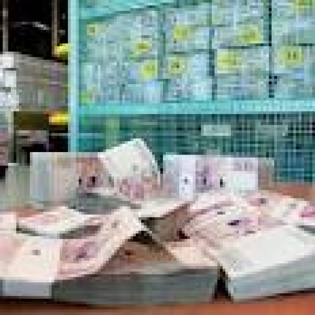 Projekt-Investition - Partnerschaft - Geld-Darlehen: edouardtapi@hotmail.fr - Dienstleistungen Business Gewerbe - Bayern