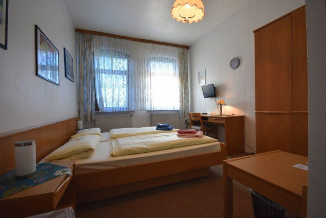 Hotel zu besten Preisen in Barsinghausen - Renovierung - Barsinghausen