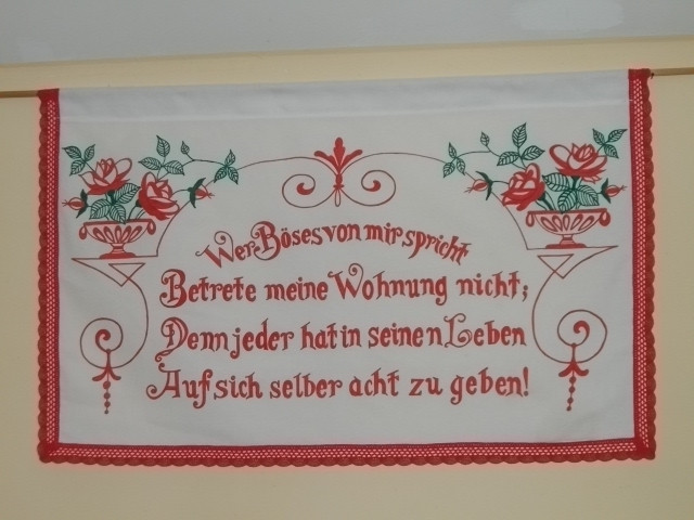 Wandbehang nach Omas Vorlage - Moebel Haushalt - Kapelln