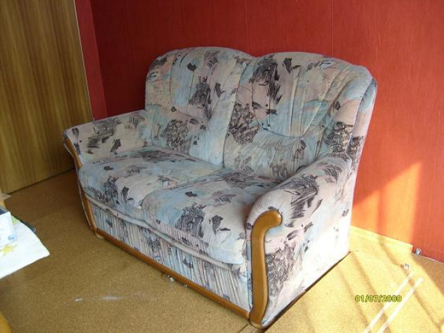  Schöne 2-Sitzer Couch   - Moebel Haushalt - Engelskirchen