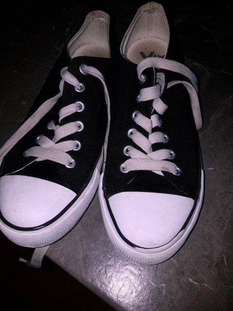 Neue Turnschuhe - Baby und Kind - Oberhausen