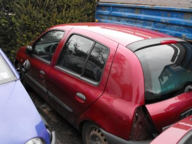 Schlachtfest Renault Clio 1.2 nur 60Tkm Motor, Getriebe, etc.  mit Gewährleistun - Auto Teile - Rottleberode