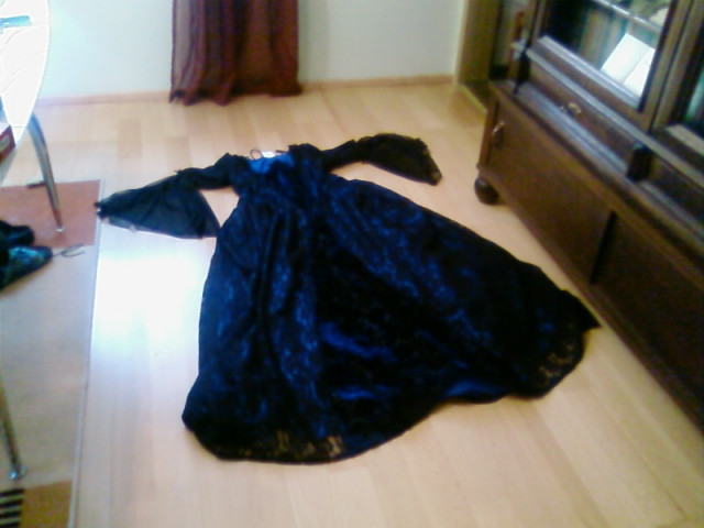 Satin Gothik-Mittelalter-Spitzenkleid,Burghochzeit,Faschingskleid - Sonstige Anzeigen - Gessertshausen