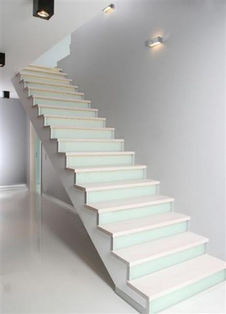 Treppen Tischlerei aus Polen Holztreppen Massivholztreppen - Handwerk Hausbau Garten - Neurupin