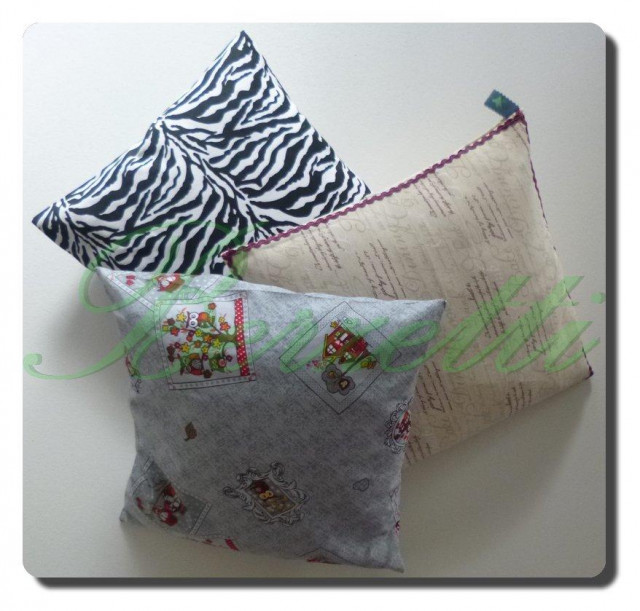 Berzetti, Herzen, Tropfen, Wolken, Kissen, Nackenhörnchen - Haushalt - Blomberg