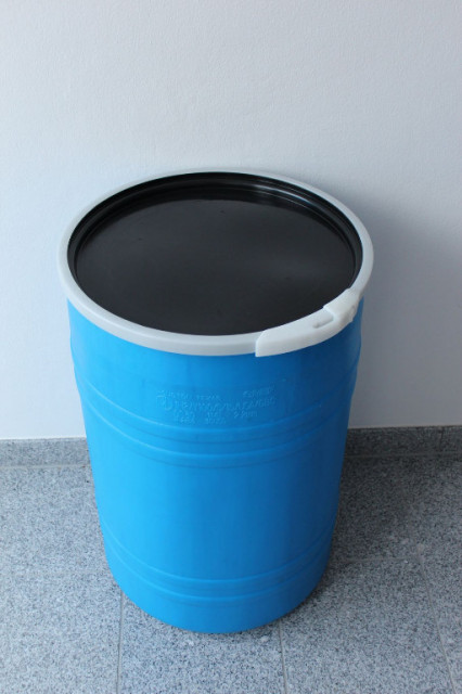 Rekonditioniert Kunststofffässer - Buero Geschaeft - Zwettl