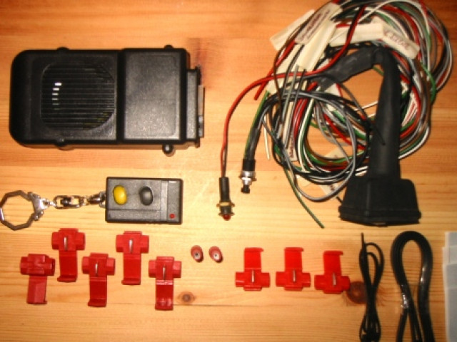 Alarmanlage 12V (NEU) mit Fernbedienung! - Motorrad Sonstiges - Traunstein