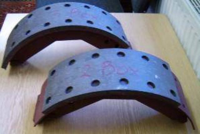 LKW-Bremsbeläge von Ferodo-Beral  Sonderposten - Auto Teile - Goerlitz